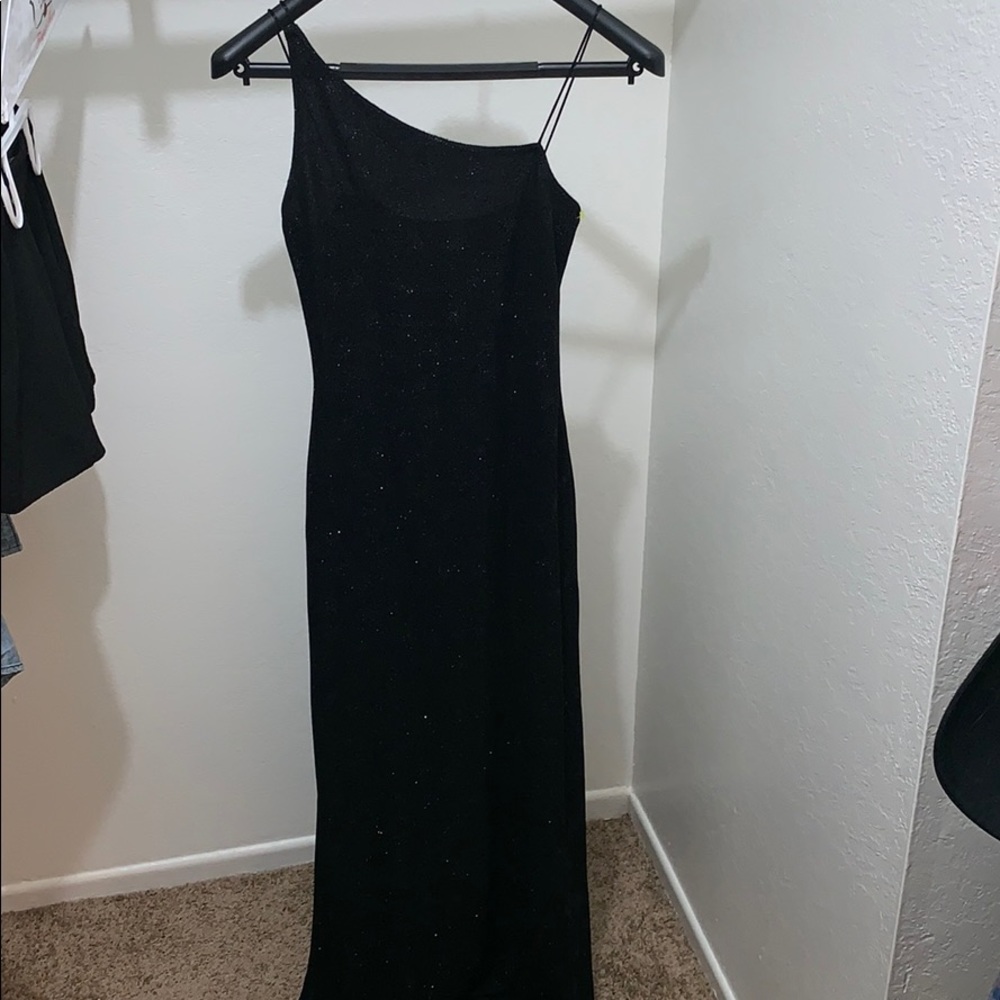 Shiny Black Evening Gown Size M